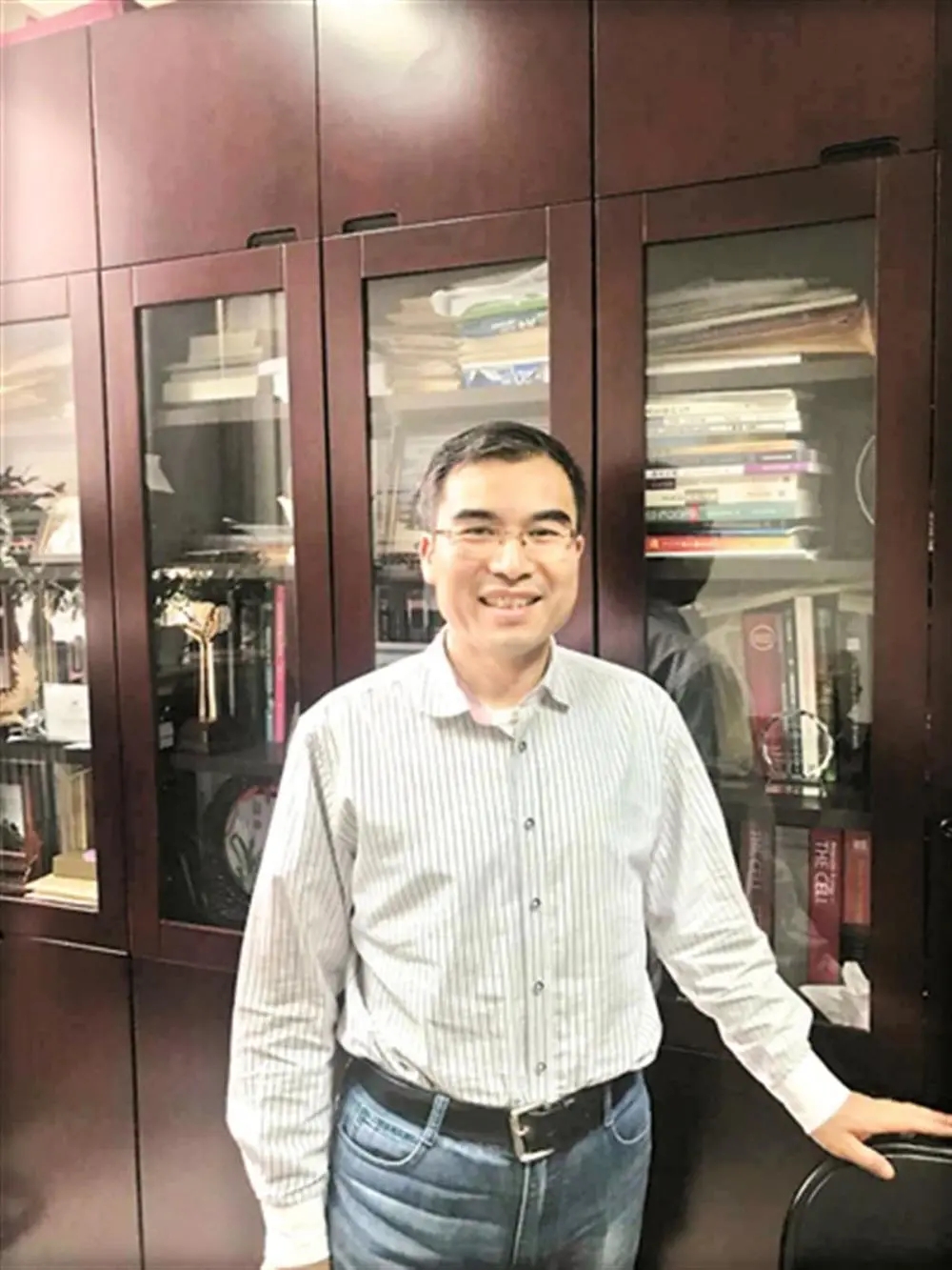 中国科学院院士陈曾任其母校南昌大学校长,20年前他放弃了美国的优厚待遇回到中国