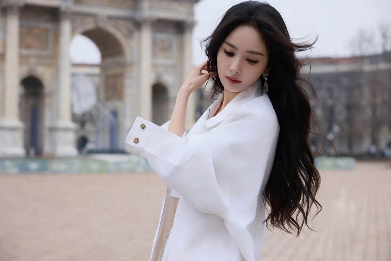 闷声发财？春节档最大爆款黑马，是款氪金点拉满的种田游戏